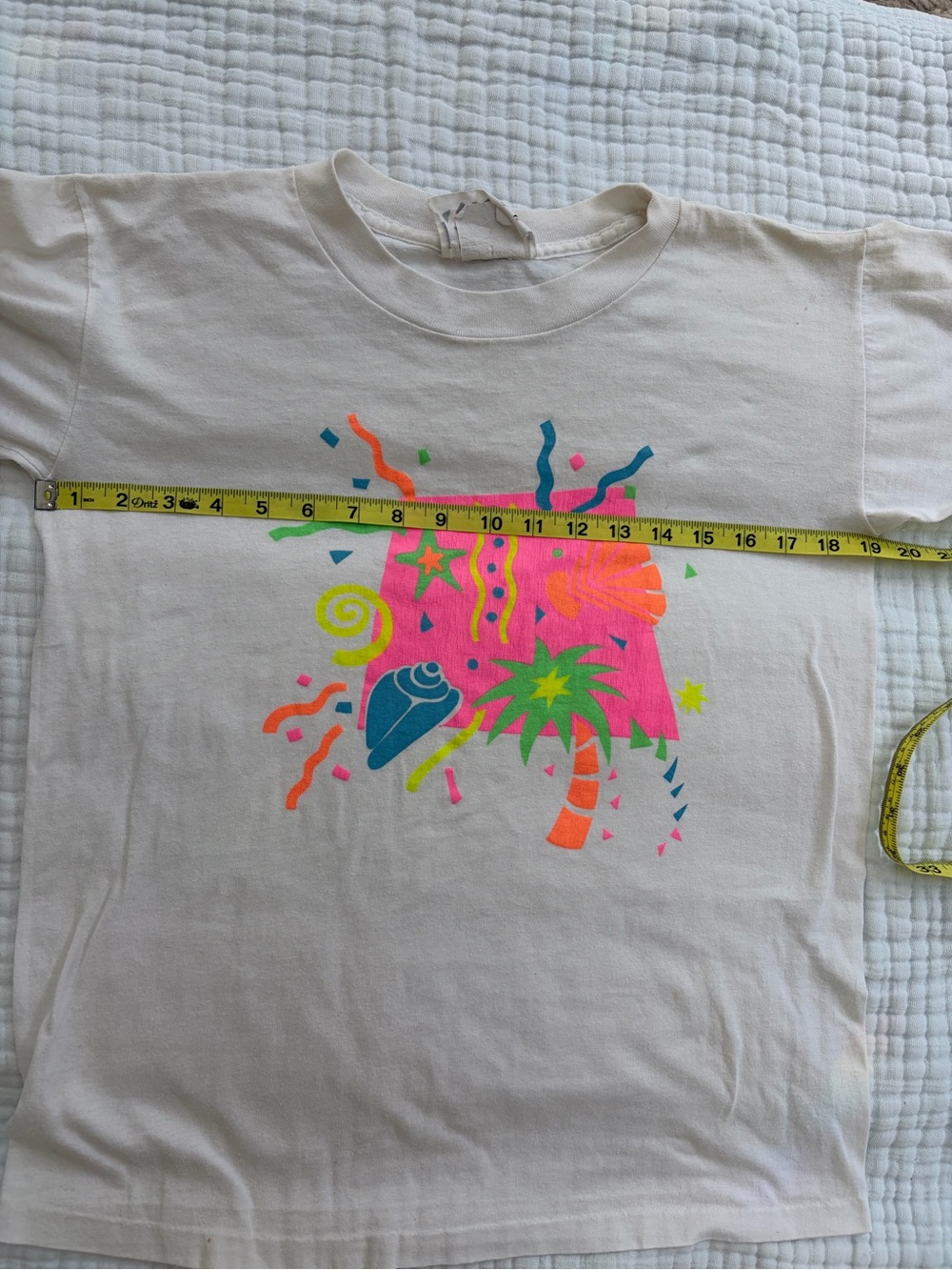 Vintage 80s 90s Neon Beach Graphic T Shirt Single Stitch One Size USA - Picture 7 of 10